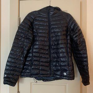 Mountain Hardwear - Women's - Ghost Whisperer Down Jacket Hooded - Navy - Large